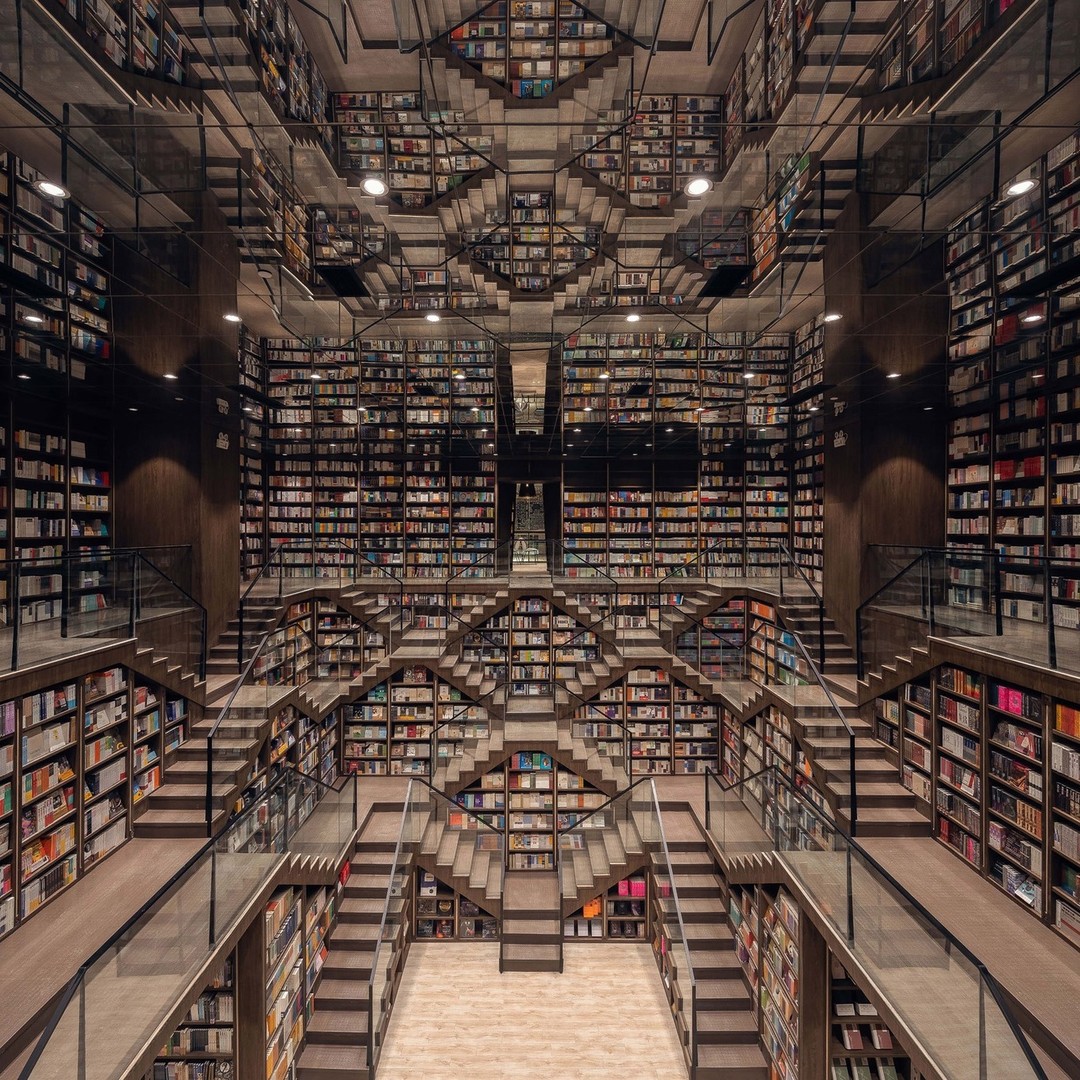 Zhongshuge Bookstore in Hangzhou, China, is a maze of obstacle illusions and a bookstore in one. A bookshop you could literally get lost in! Who's coming with me? 
📸: #ShaoFengPhotography, @dezeen 

#Books #Bookshelf #Zhongshuge #ZhongshugeBookstore #OpticalIllusions #LostInABook #Bookstagram #ReadingNook #BookAesthetic #BookLover #BookNook #Cozy #CozyReads #ThrillerBooks #ThrillerReads #ThrillerBookLover #AuthorsOfInstagram #AuthorsOfInsta #AuthorsOfIG #WomenWhoWrite #ArleighJacobs